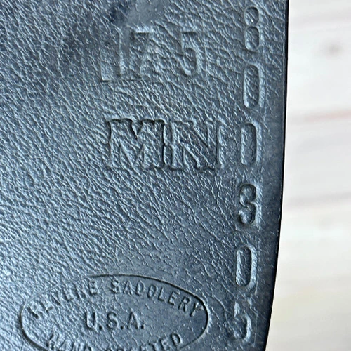 Used Revere Dressage Saddle 17.5/M 10 Used Revere Dressage Saddle 17.5/M - Image 10