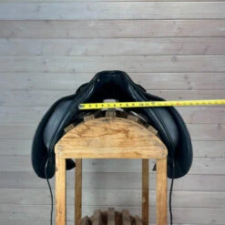 Used Albion SLK Dressage Saddle 17.5/MW -Horseware Ireland Sales 329 Front Measurement 73209.1686181187