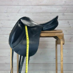 Used Stubben Portos Dressage Saddle 17.5/MW -Horseware Ireland Sales 330 Flap Length 75999.1686181837