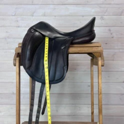 Used Equipe Viktoria Monoflap Dressage Saddle 17.5/W -Horseware Ireland Sales 334 Flap Length 88012.1687461323