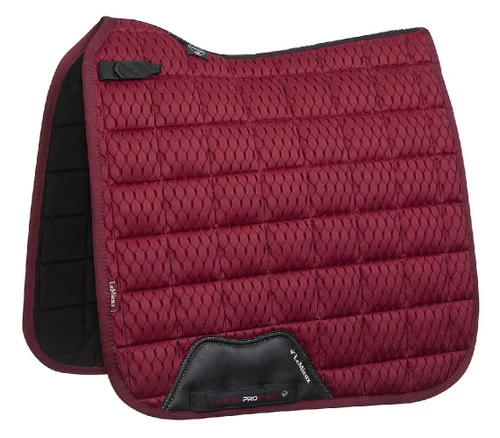 LeMieux Carbon Mesh Dressage Square Pad 3 LeMieux Carbon Mesh Dressage Square Pad - Image 3